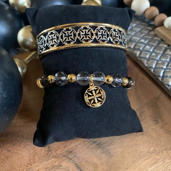 Rustic Cuff Set -2017 - Picture 5 of 8